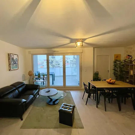 Superbe Neuf Avec Terrasse Et Parking Prive Royan