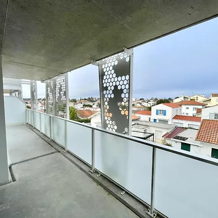 Superbe Neuf Avec Terrasse Et Parking Prive Apartament *