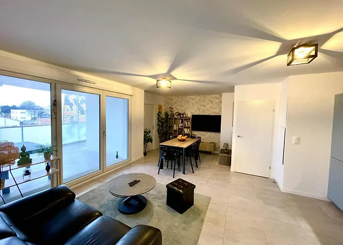 Superbe Neuf Avec Terrasse Et Parking Prive Royan