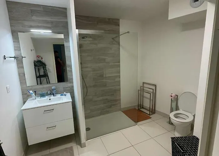 Superbe Neuf Avec Terrasse Et Parking Prive Apartament Royan