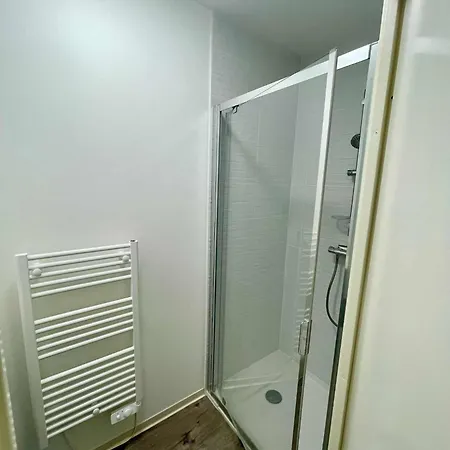 Appartement Superbe Neuf Avec Terrasse Et Parking Privé *